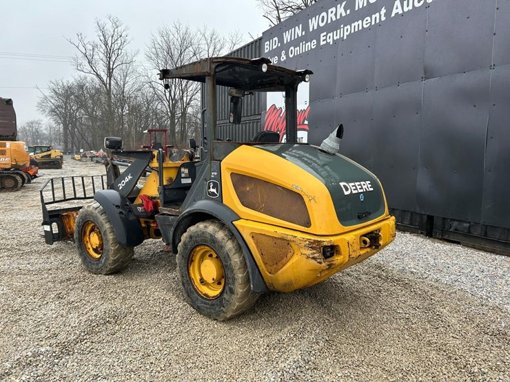 deere-204k-image-2