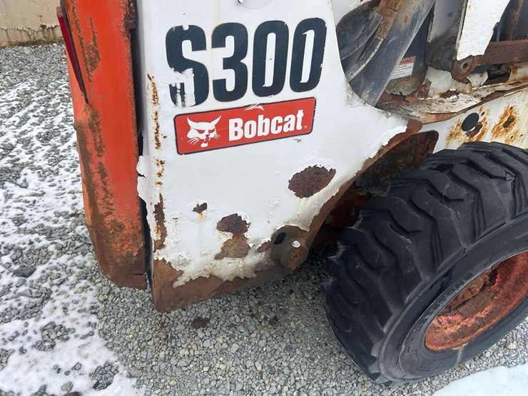 2007-bobcat-s300-image-17