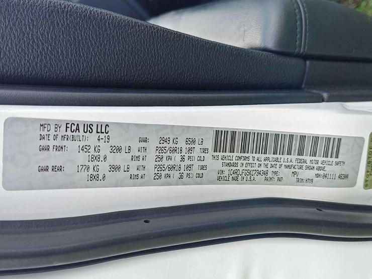 2019-dodge-durango-image-5