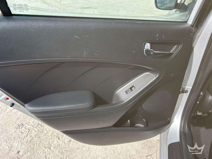 2016-kia-forte-sedan-image-22