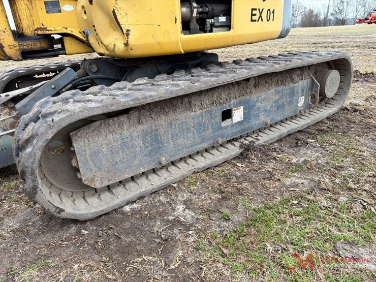 komatsu-pc35-image-12