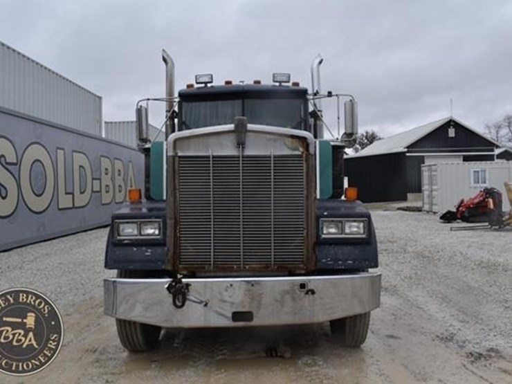 1982-kenworth-w900-image-9