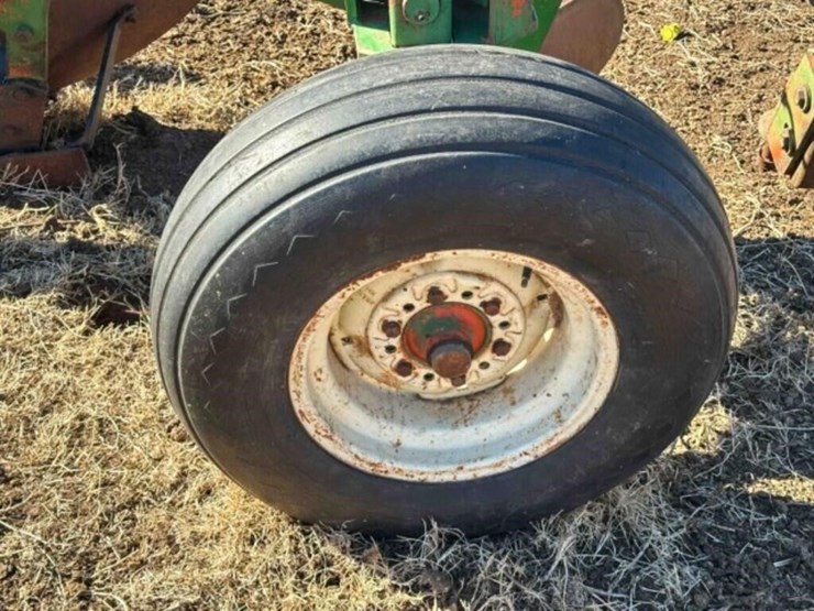 blanchat-10-bottom-plow-image-19