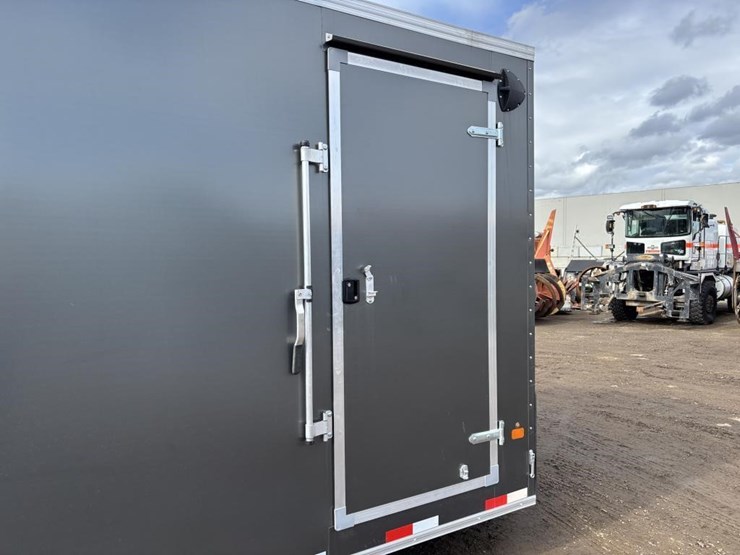 2026-southland-larct52-826v-86-enclosed-trailer-image-15