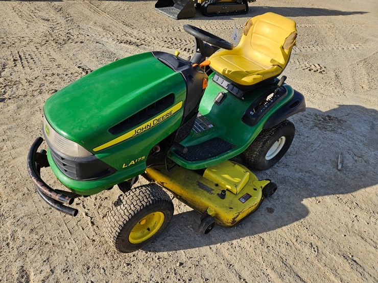 john-deere-la175-image-1