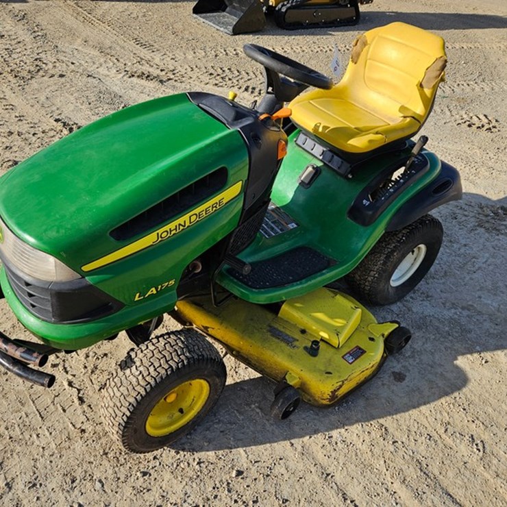 JOHN DEERE LA175