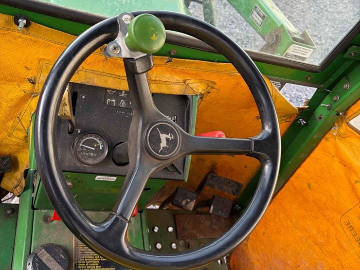john-deere-855-image-15
