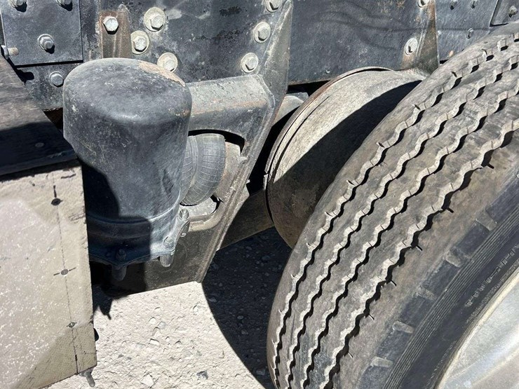 1995-ford-lt9000-image-26