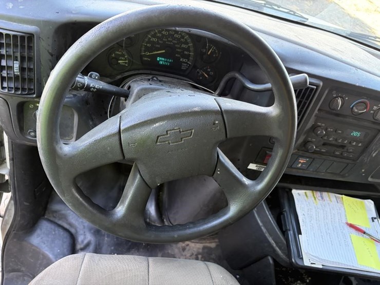 2007-chevrolet-express-2500-image-14