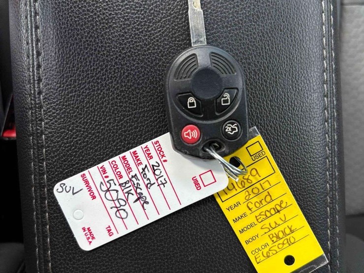 2017-ford-escape-image-34