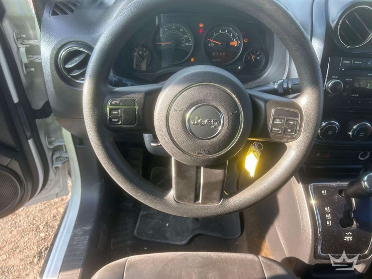 2016-jeep-compass-image-14