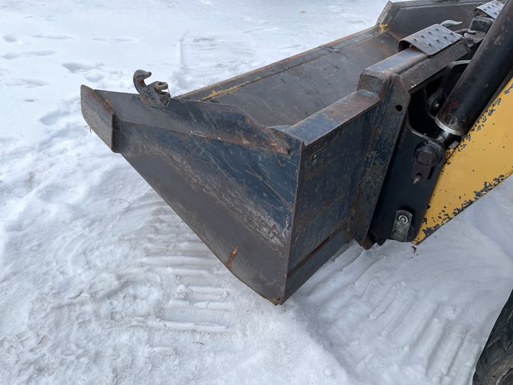 #7565-•-72"-bucket-image-4