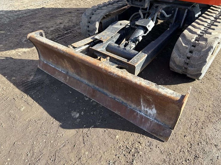 kubota-kx033-4-image-10