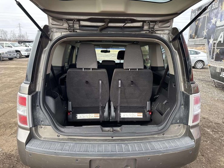 2012-ford-flex-image-16