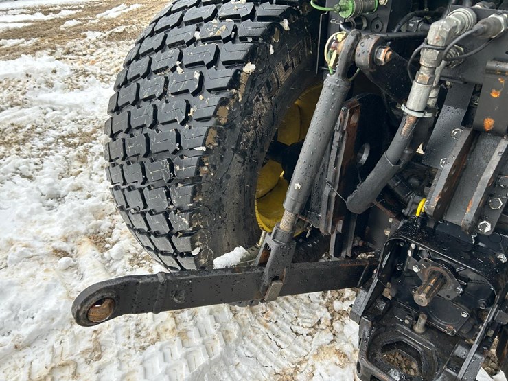 john-deere-4720-image-15