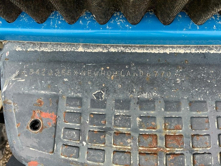 new-holland-8770-image-28