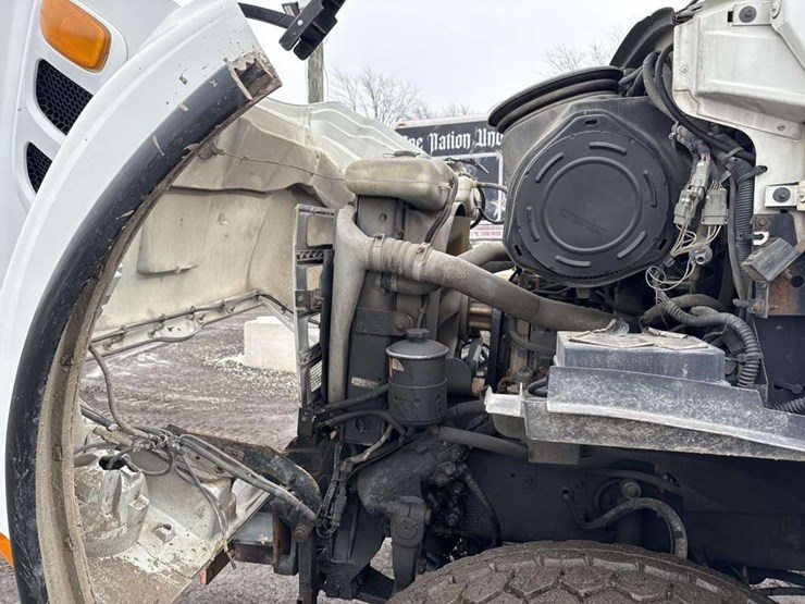 2002-sterling-l7500-image-21