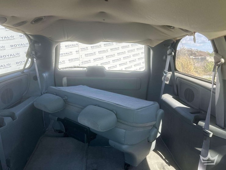 2006-dodge-grand-carvan-van-image-19