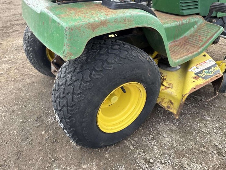 john-deere-160-image-8