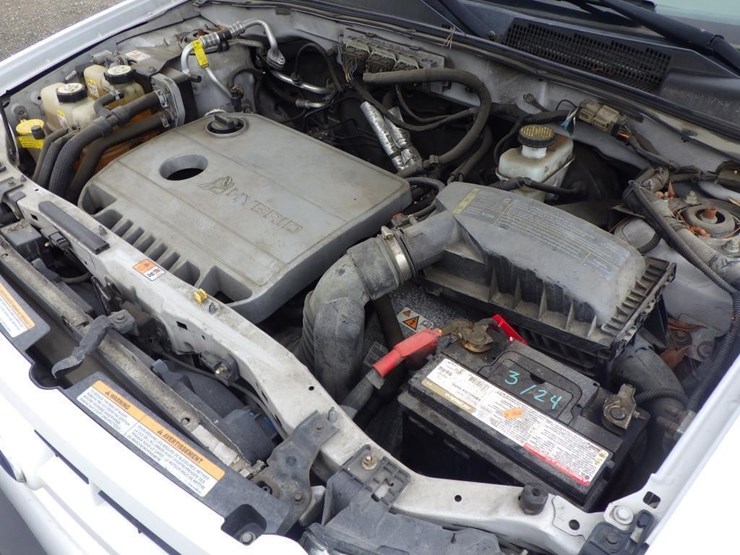 2010-ford-escape-image-10