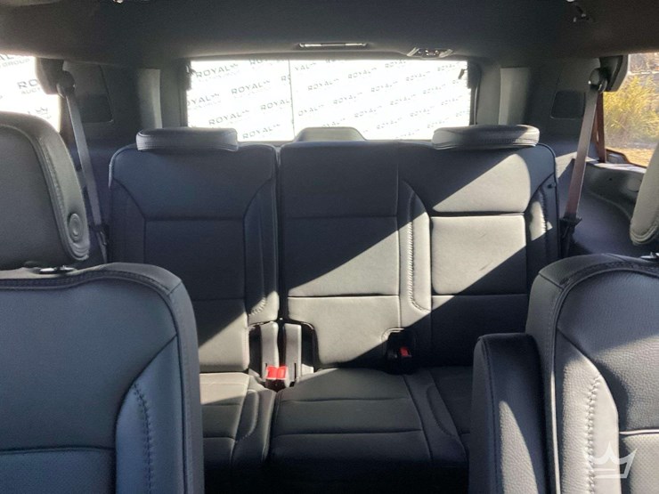 2024-gmc-yukon-denali-image-34