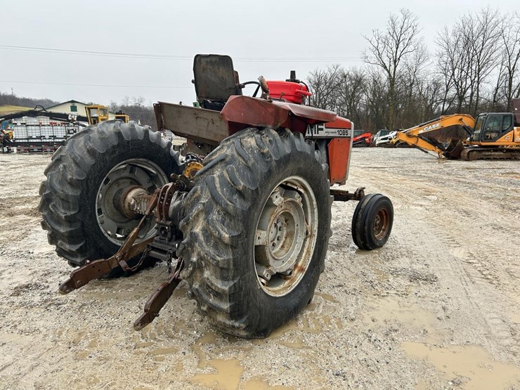 massey-ferguson-1085-image-4