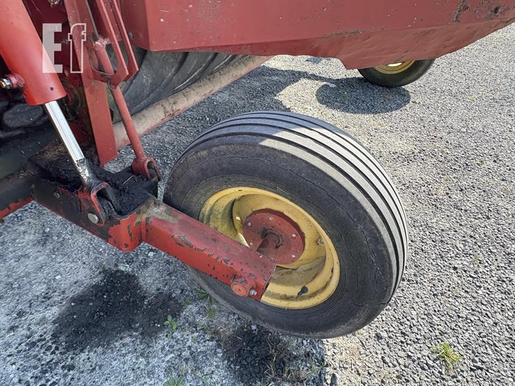 new-holland-492-image-10