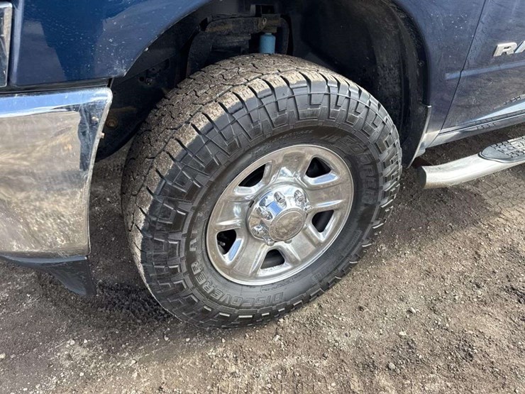 2020-dodge-ram-2500-image-8