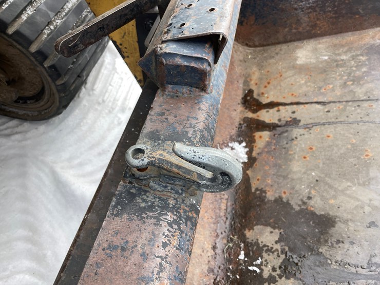 #7565-•-72"-bucket-image-9