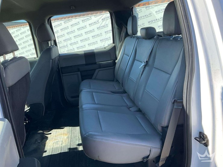 2020-ford-f150-image-30