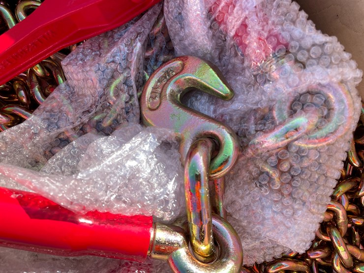 #8117-•-chains-and-ratchet-binders-9200-lbs-set-image-6