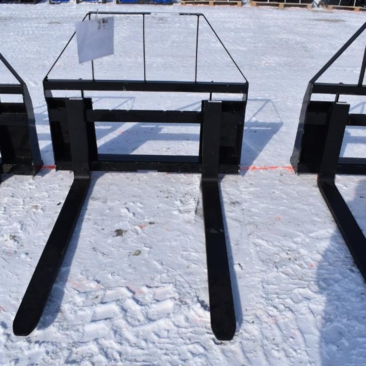 AGT INDUSTRIAL PALLET FORK ATTACHMENT 41886