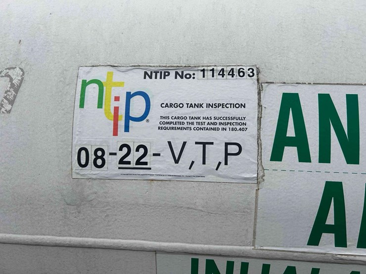 1000-gal.-nh3-tank-on-gear-#19 sells-offsite-image-12