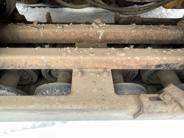 #7564-•-asv-track-loader-with-posi-track-image-19