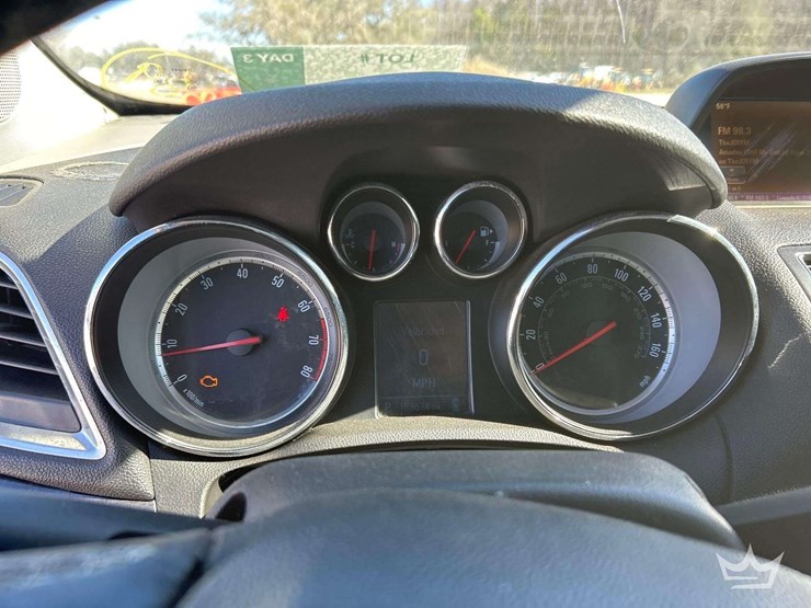 2014-buick-encore-image-14