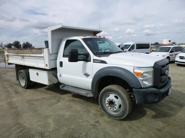 2013-ford-f550-image-2