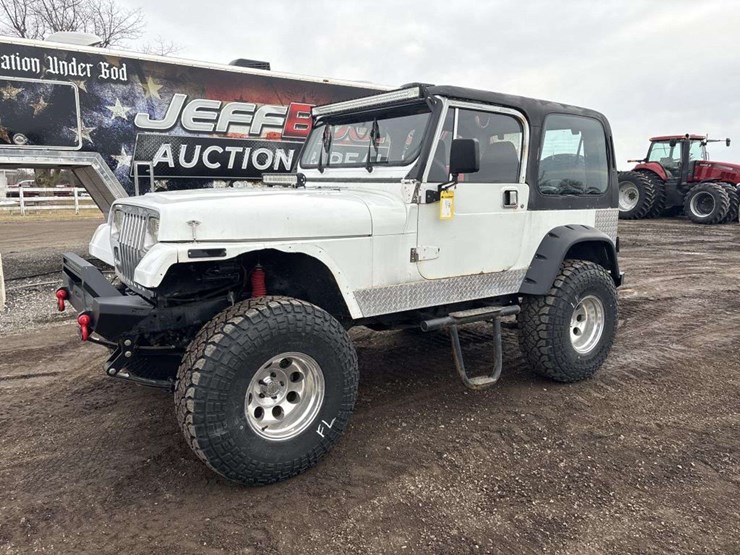 1999-jeep-wrangler-image-1