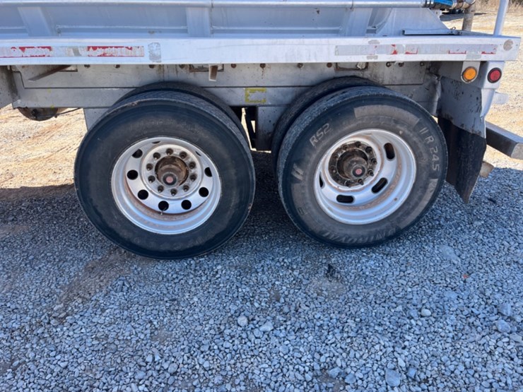 2012-troxell-vacuum-image-9