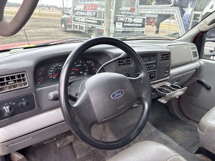 2004-ford-f350-image-22