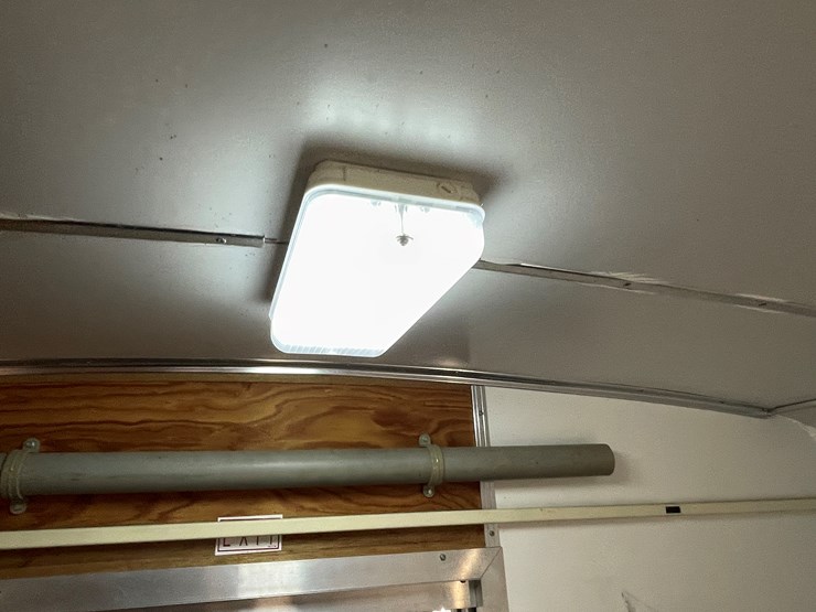 1999-united-expressline-image-25