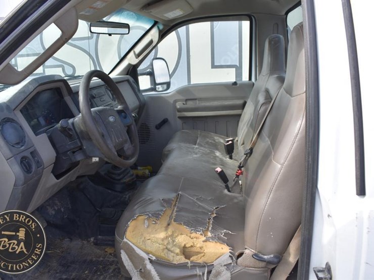 2008-ford-f250-image-14