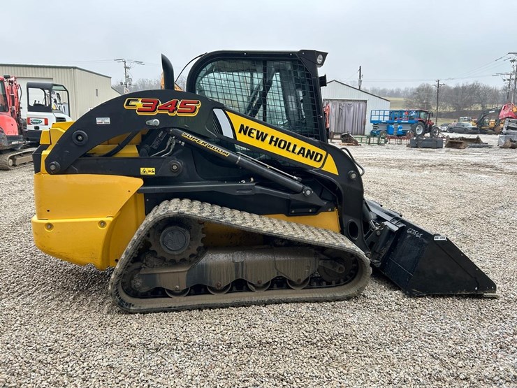 2021-new-holland-c345-image-5