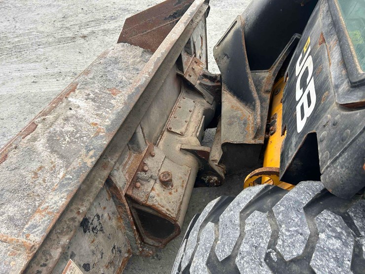 2018-jcb-270-image-26