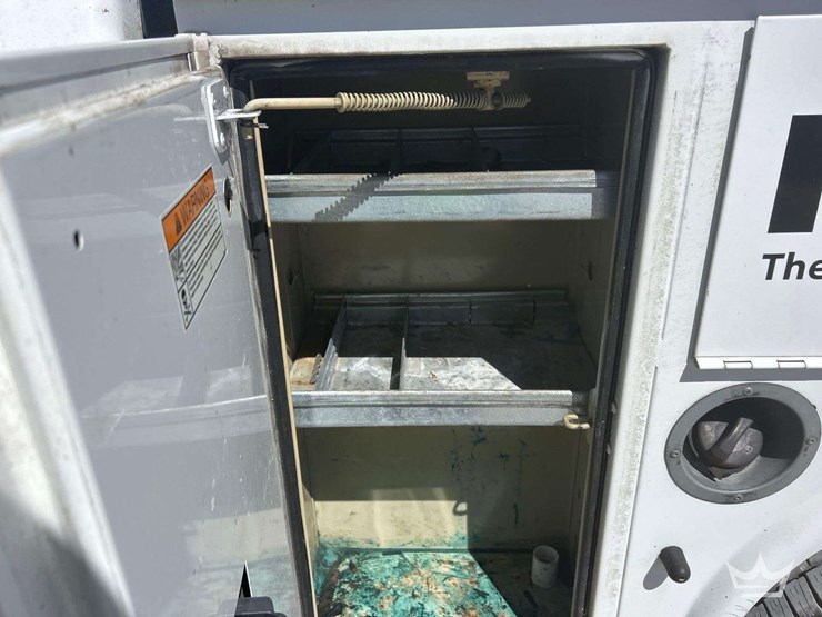 2006-chevrolet-silverado-2500hd-image-23