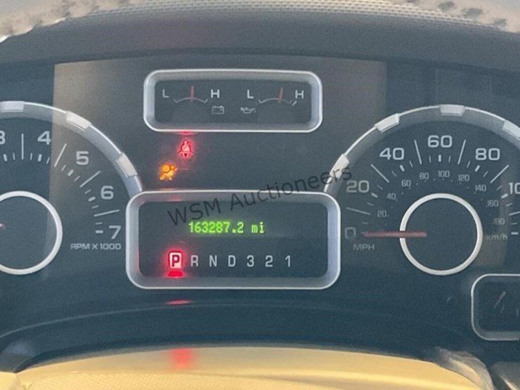 2014-ford-expedition-image-17