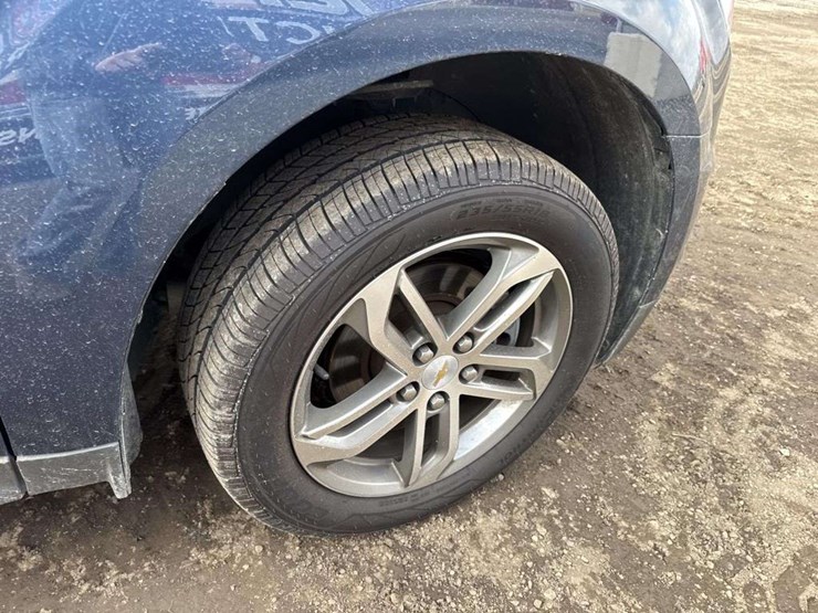 2016-chevrolet-equinox-image-11