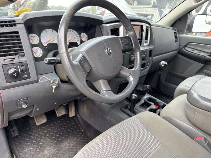 2007-dodge-ram-3500-image-22