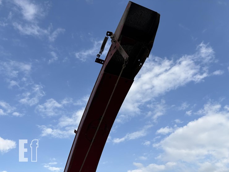 new-holland-900-image-22