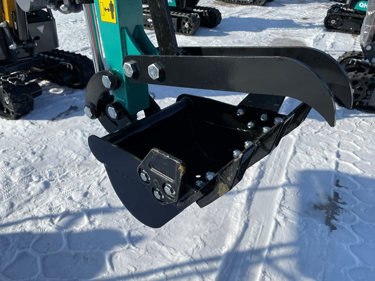 #5371-•-mx50r-mini-excavator-image-22