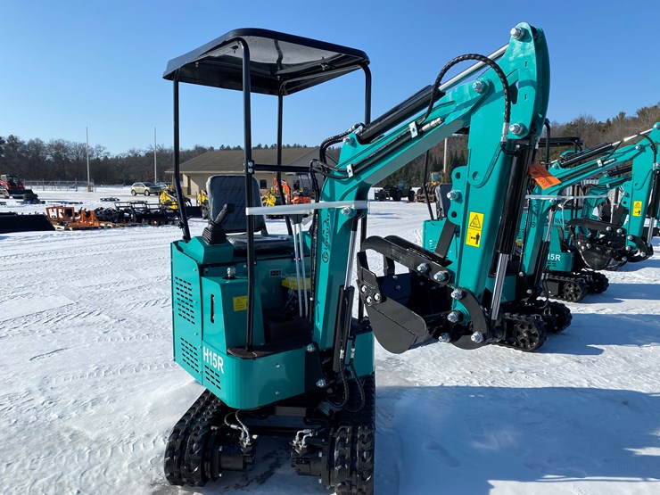 #5357-•-2026-unused-cfg-mini-excavator-image-3